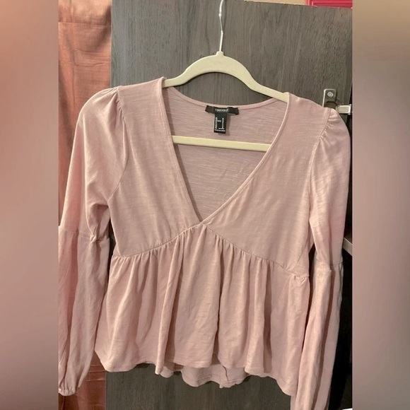 Forever 21 Pleated long sleeved blouse, medium - Picture 3 of 3